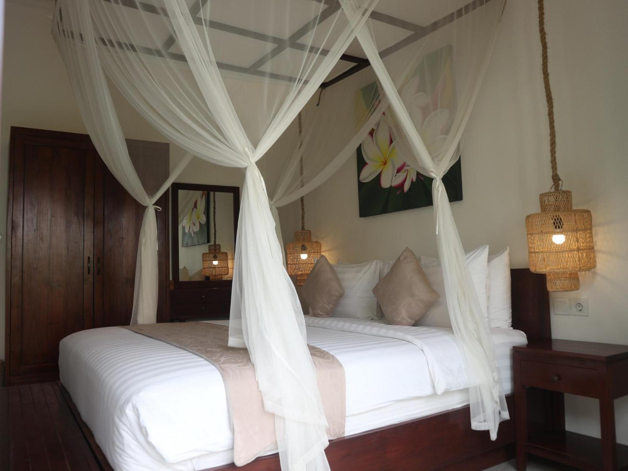 Villa Sinergi 2Br Tranquil Villa In Seminyak Экстерьер фото
